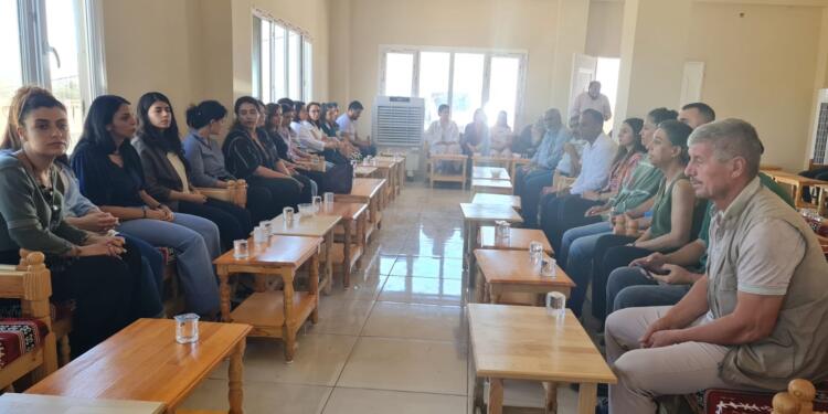 DEM Parti Çocuk Komisyonu yangın bölgesinde