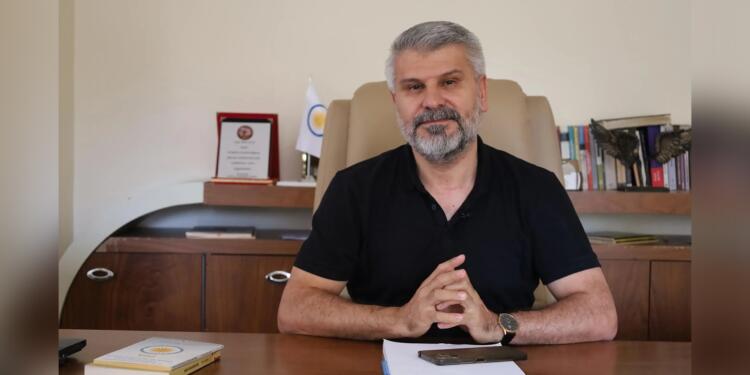 Kayyım gerekçesi yapılan davadan beraat etmiş ama göreve iade edilmemişti: Sömürge hukuku