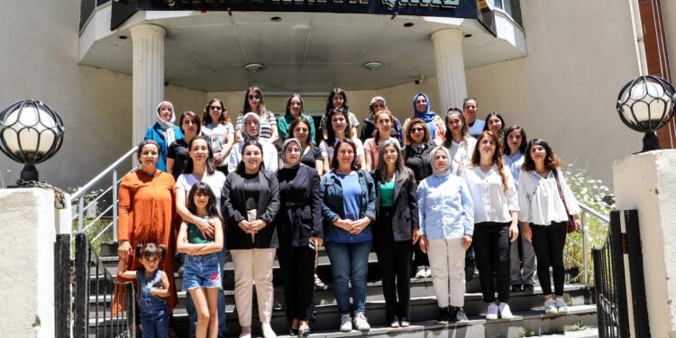 Kadın eşbaşkanlar meclis toplantılarını Şax’ta gerçekleştirdi