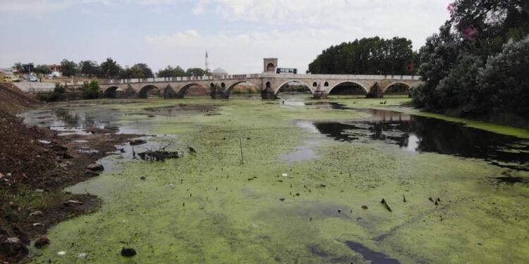 Tunca Nehri’nde su akışı durdu