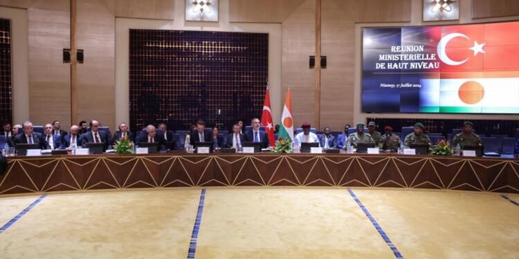 Darbecilerle altın ticareti