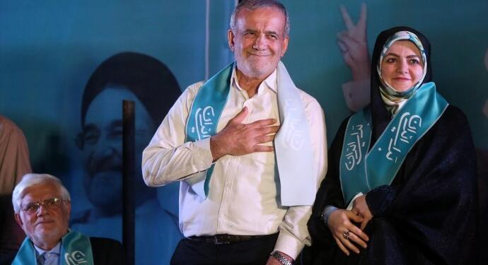 İran’da seçimi reformist Pezeşkiyan kazandı