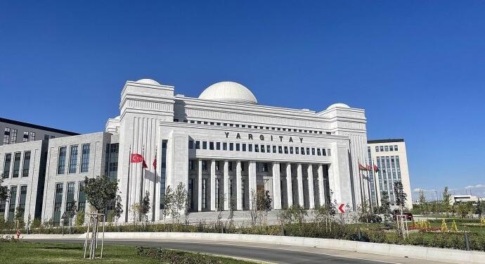 Yargıtay 24 siyasetçiye verilen cezaları onadı