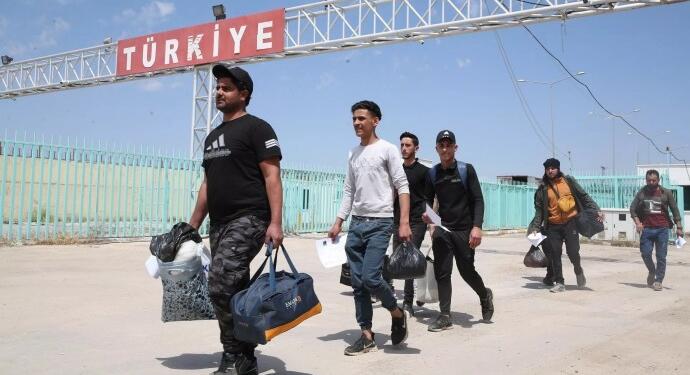 İkna odalarında mültecilere ‘gönüllü dönüş’ baskısı yapılıyor