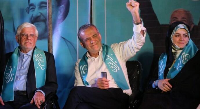 ‘İran’da atılacak adımlar Hamaney’in çizdiği sınırları geçemeyecek’