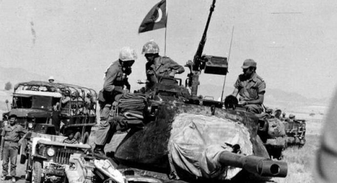 Yazar Şah: Burası Kıbrıs Cumhuriyeti’dir ve Türkiye 1974’de işgal etti