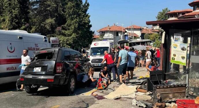 Tur otobüsünün freni patladı: 1 ölü, 32 yaralı