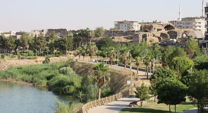 Cizîr kayyımları parkları da devretmiş