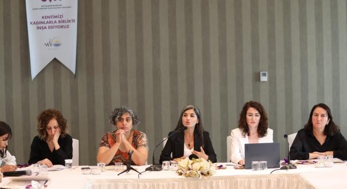 Kadınlar Wan’da ‘Kadın Stratejik Planlama Çalıştayı’nda bir araya geldi