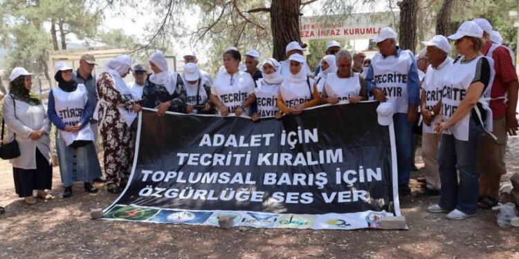 Amed, İzmir ve Mersin’de ‘Özgürlüğe Ses Ver’ eylemleri devam etti