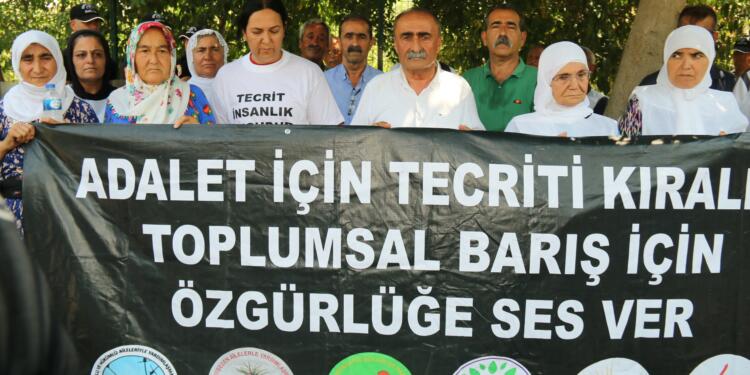 Eylemler 13’üncü haftasında: Tecride son verin