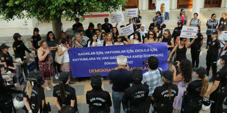 Kayyıma karşı ‘Demokrasi için Kadınlar’ oluşumu