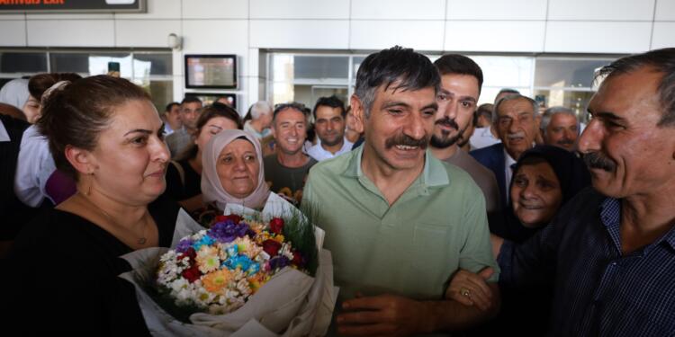 31 yıllık tutsak Amed’te coşkuyla karşılandı