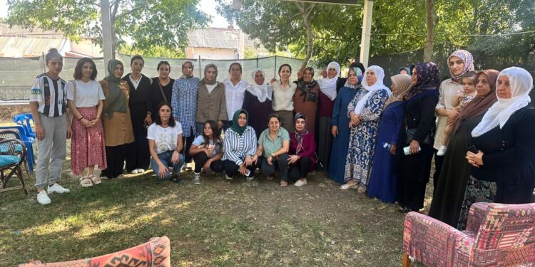 Özel savaş politikaları: Fuhuş ve madde bağımlılığı arttı