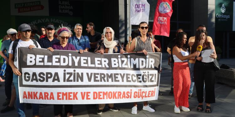 Nöbet eylemleri sürüyor: İktidar halk iradesine karşı suç işliyor