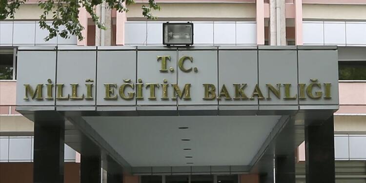 Bakanlık MİT’in ‘ajanlaştırma’ etkinliğini savundu