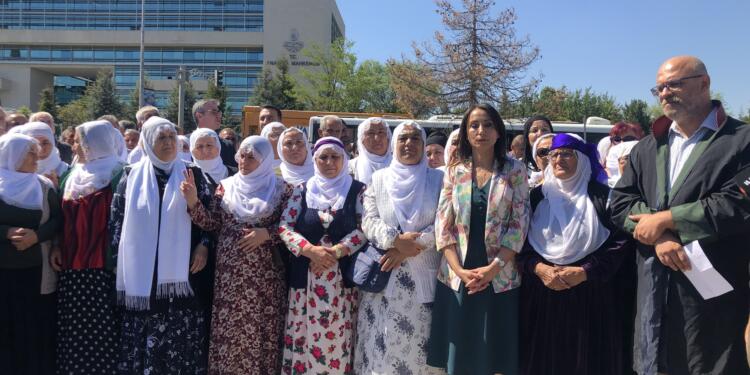 Barış Anneleri tecride karşı AYM önünde: Artık yeter