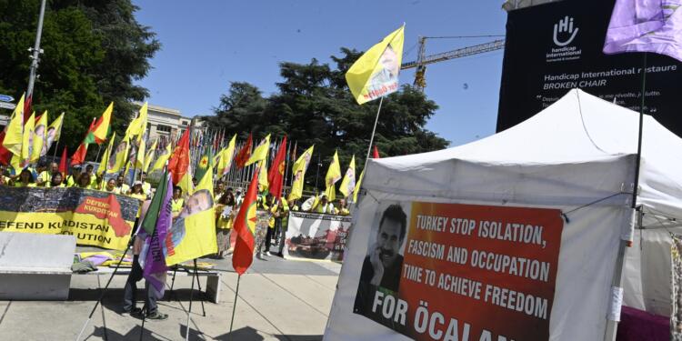 BM önündeki eylemde çağrı: Abdullah Öcalan’la ilgili bilgileri açıklayın