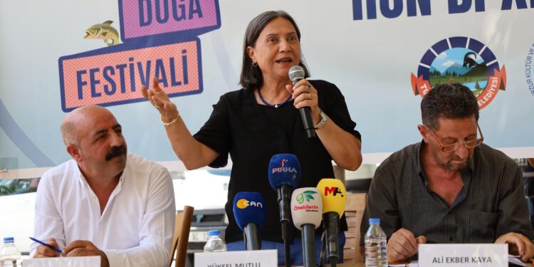 Festivalin 2’nci günü: ‘Alevi inancı ve güncel sorunları’ paneli düzenlendi