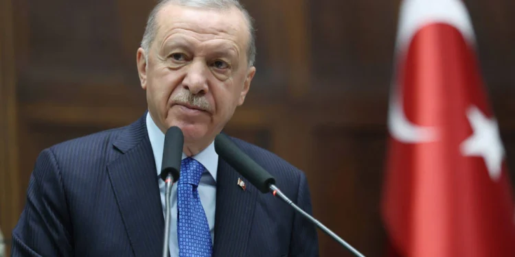 Erdoğan, yoksulluğa sürüklediği emekliler için ‘hayat kalitesini yükselttik’ dedi