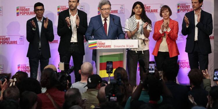 Fransa’da sol ittifak önde