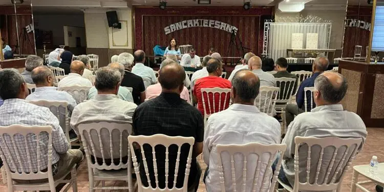 İstanbul’daki halk toplantılarında tecrit tartışıldı