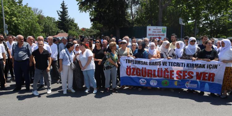 Cezaevi önünde ‘Özgürlüğe ses ver’ eylemi