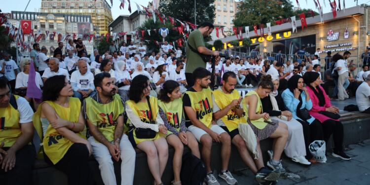 Şişhane’de kayyım nöbeti: Direnişe devam