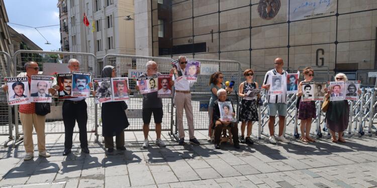 ‘Ayten Öztürk için adalet istemekten vazgeçmeyeceğiz’