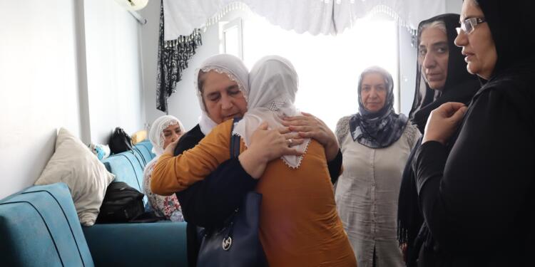 Nudem Kurt’un taziyesine ziyaret