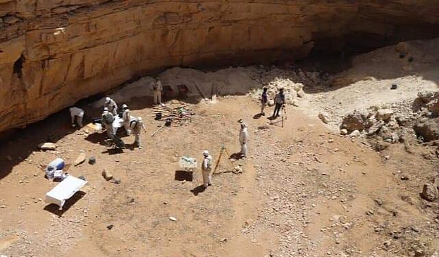 DAİŞ’e ait toplu mezarda 139 kişinin kemikleri bulundu