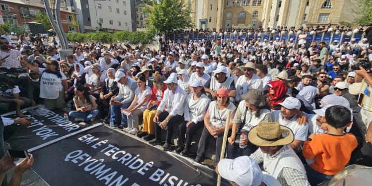 ‘İradeye Saygı Yürüyüşü’ Colemêrg’te