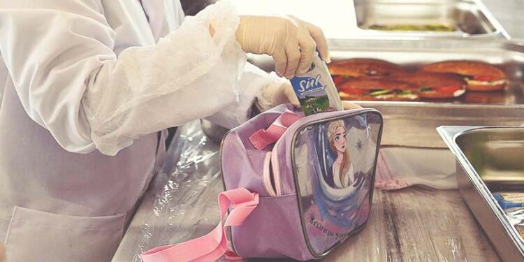 Yoksulluk büyüyor: Beslenme çantası yüzde 102 zamlandı