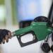Benzine yine zam: Litre fiyatı 44 lirayı aşacak