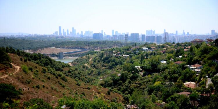 Kürt ve Alevi gençler, mahallelerde polis-çete kıskacında