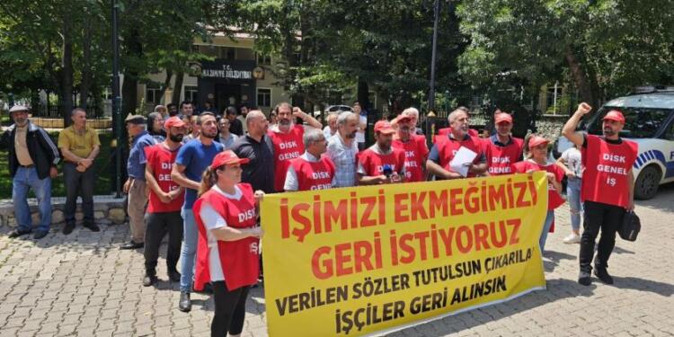 Nazımiye’de belediye işçileri eylemde
