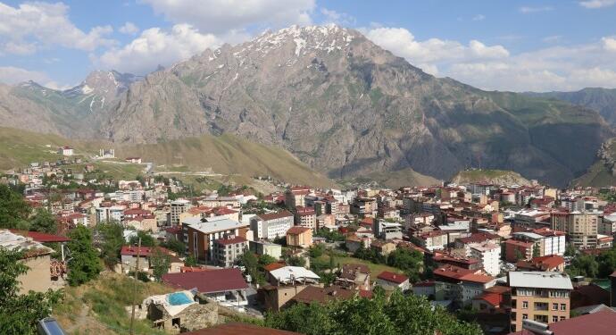 Colemêrg’te 1 ayda 50 işyeri kepenk indirdi