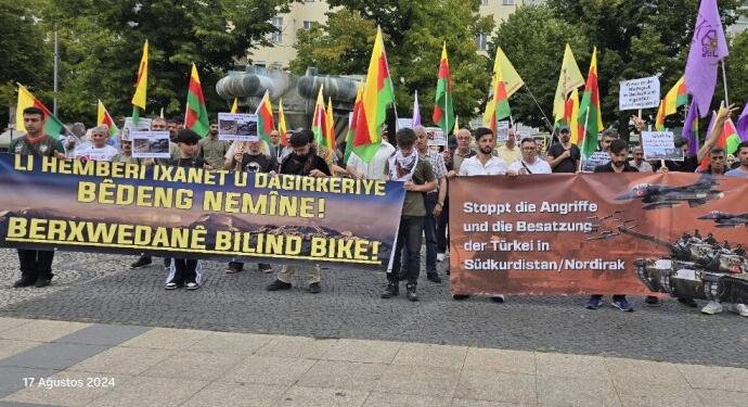 Türkiye saldırıları Berlin’de protesto edildi