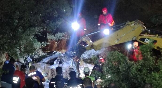 Sağanak yağış, sel ve heyelana sebep oldu: 1 kişi yaşamını yitirdi, 1 kişi kayıp