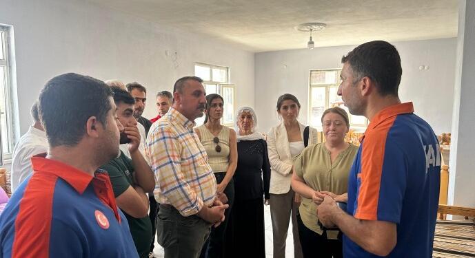 DEM Partili heyet Narin’in ailesini ziyaret etti