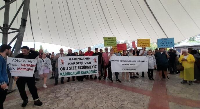 Köylüler madene karşı yürüdü : Onları Arhavi’de durdurmalıyız