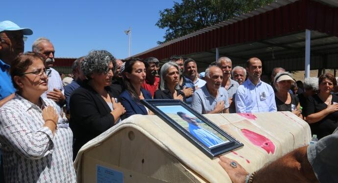 Aktaş’ın cenazesi kitlesel uğurlandı: Kürtlerin dervişiydi