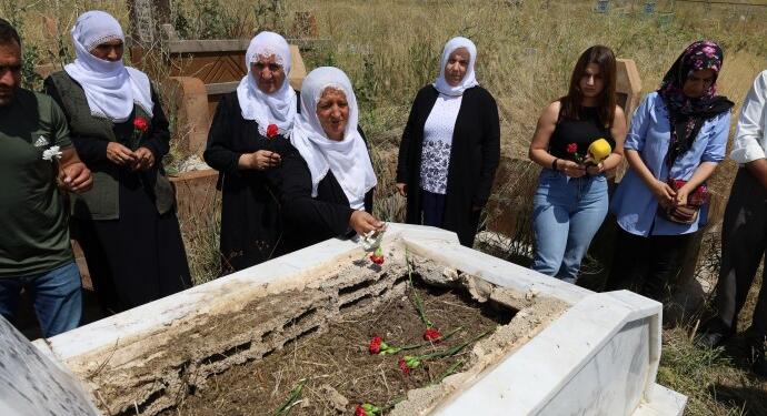 Deniz Fırat mezarı başında anıldı