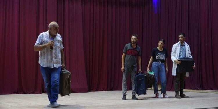 Tebqa’da göç konulu oyun