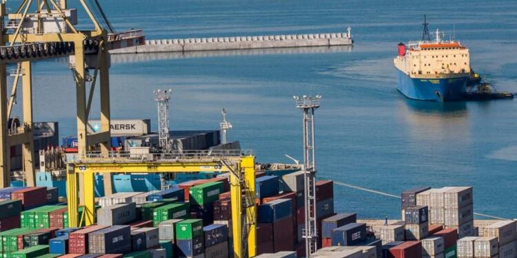 TÜİK’e göre dış ticaret açığı 7.3 milyar dolar