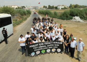 ‘Özgürlüğe ses ver’ eyleminden seslendiler: Tecride son verin