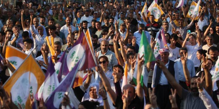 Amed’de 1 Eylül mitingine çağrı: Toplumsal barış tecrit kırılınca gelir