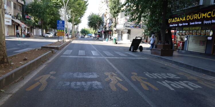 ‘Kürtçe bölmez, ama bu kafa ülkeyi böler’