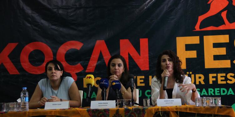 Dep festivalinde Jineoloji tartışıldı