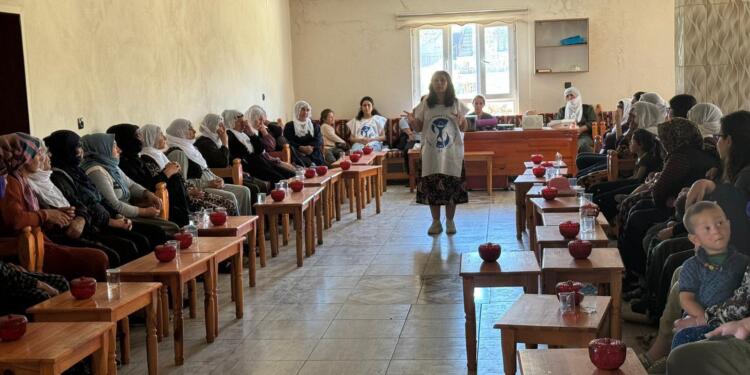 SES’den kadınlarla anadilde sağlık semineri